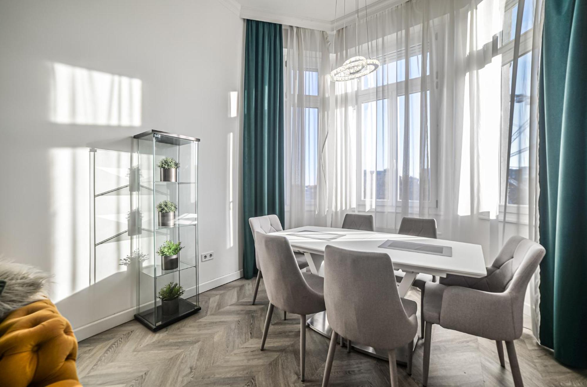 Luxury Downtown Dreams Leilighet Budapest Eksteriør bilde